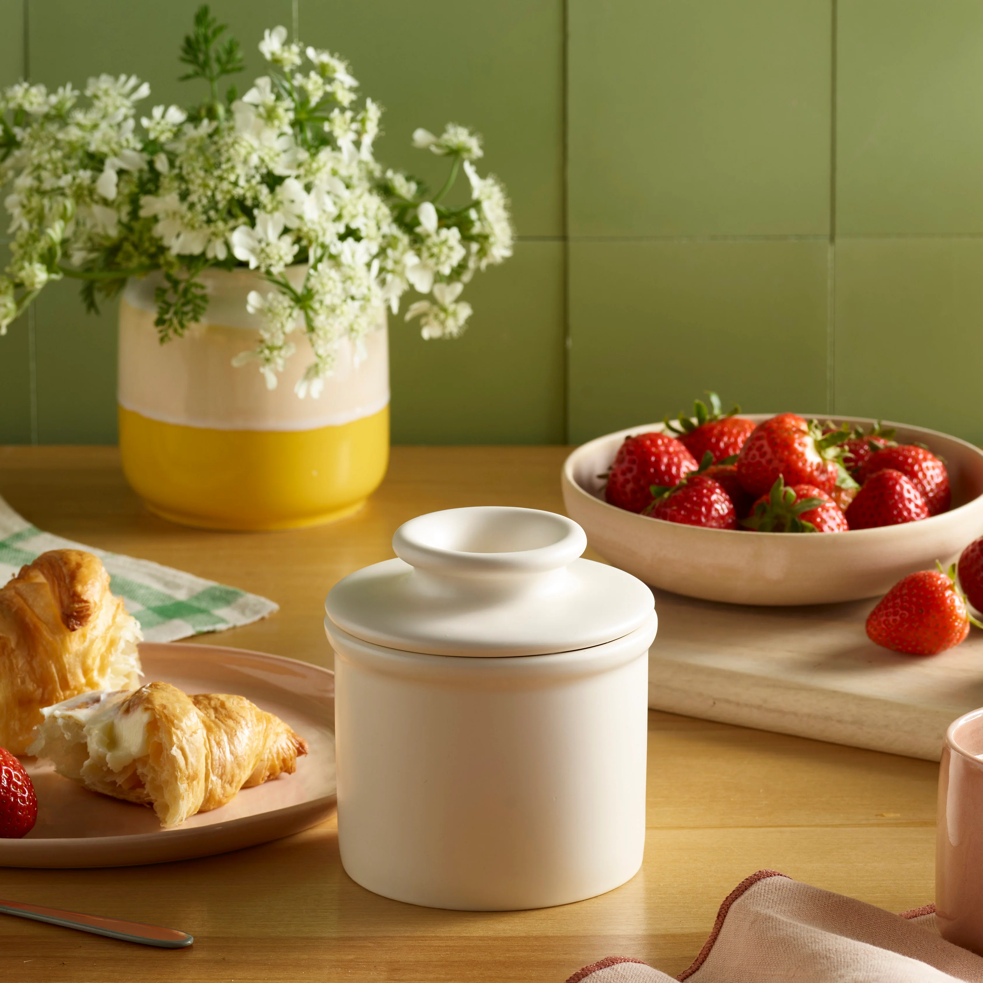 Classic Matte Ivory Butter Bell Crock - Image 3